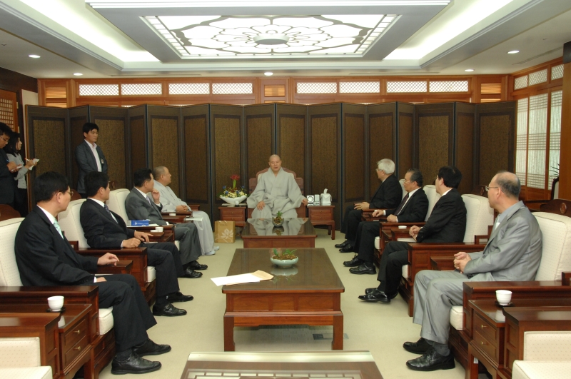 2010.10.07_불교언론인회 예방 (12)
